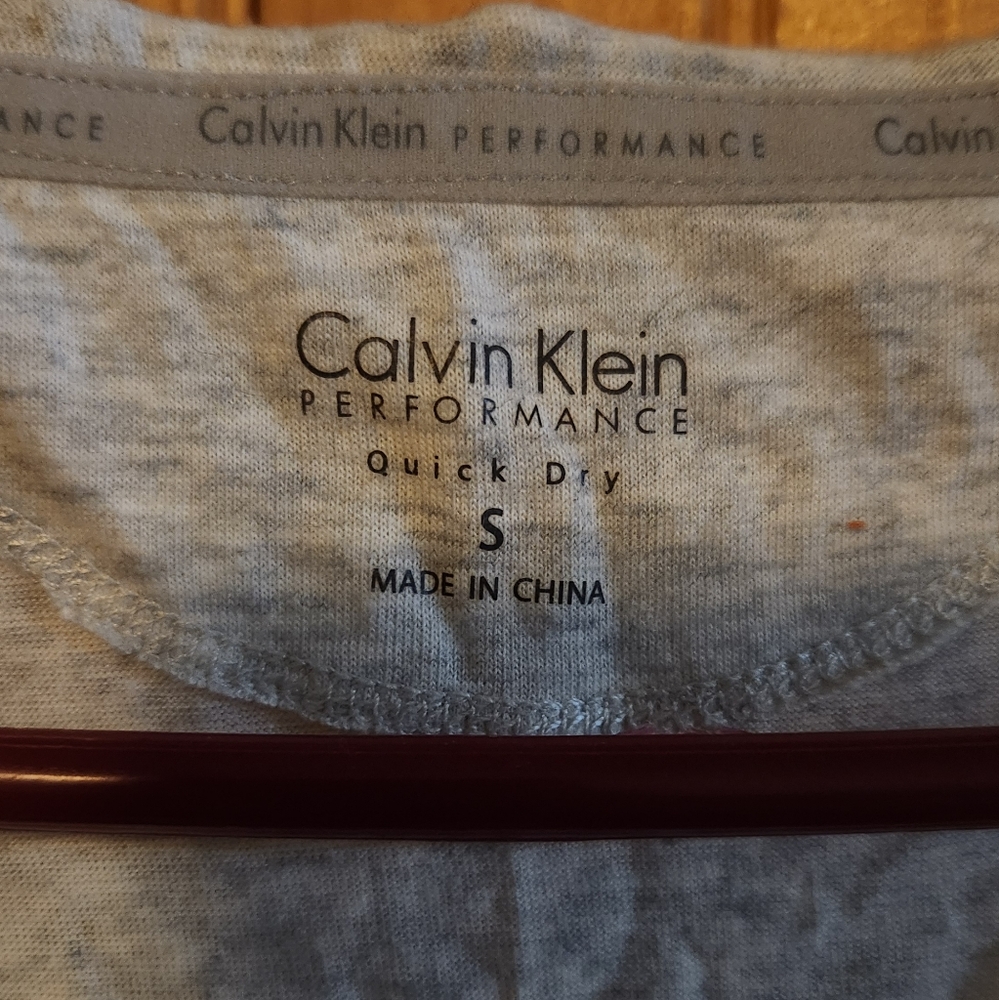 Calvin Klein Performance Top - Picture 2 of 3